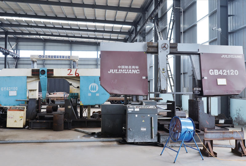 大型管件生產(chǎn)設備