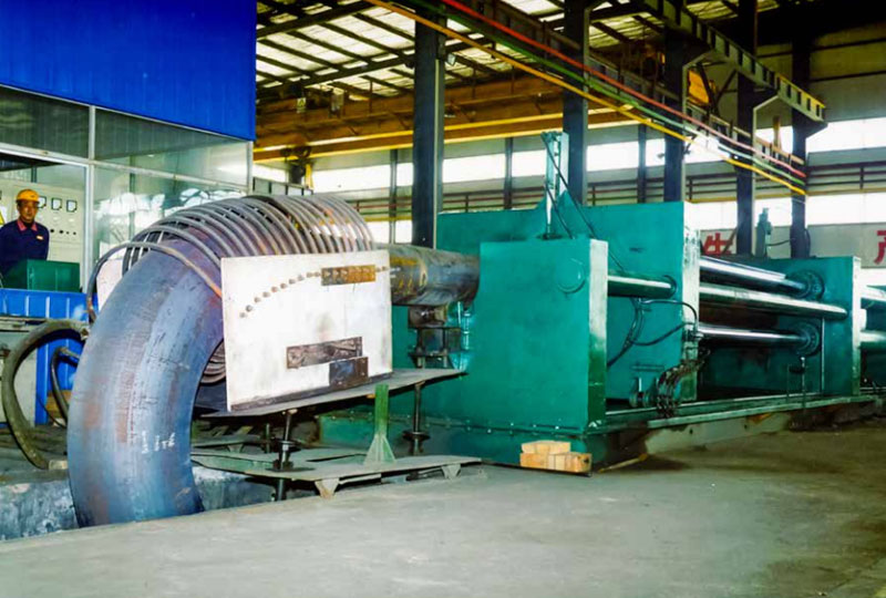 彎頭推制設(shè)備